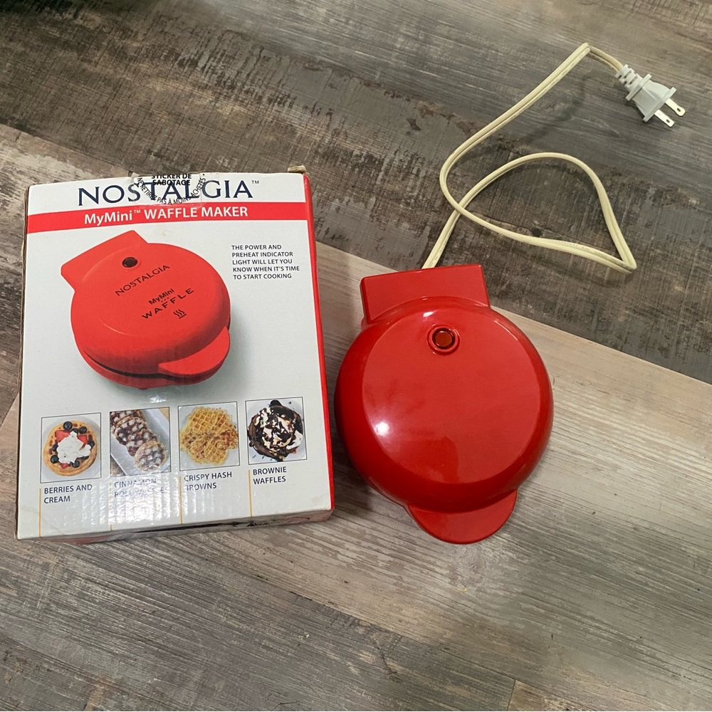 Nostalgia Red MyMini Waffle Maker
